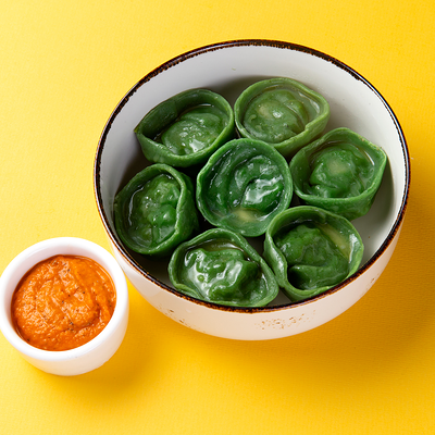 Тортеллини с уткой под неаполитанским соусом в Handy Place по цене 425 ₽