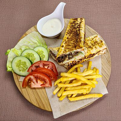 Шеф шаурма бокс с говядинойв Большой Аппетит по цене 1052 ₽