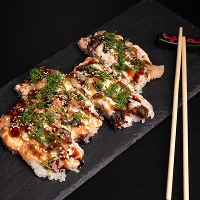 Пицца с морепродуктами в Sushiland по цене 649 ₽