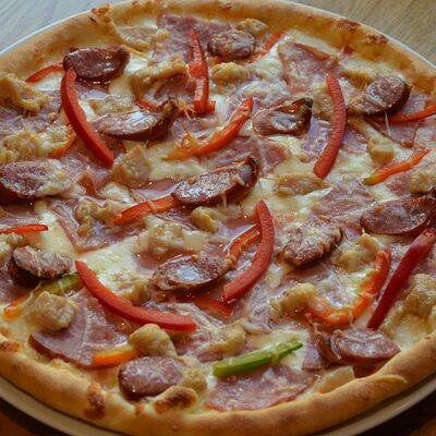 Пицца Фирменная (22 см) в Pizza Allegro по цене 550 ₽