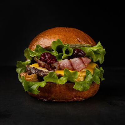 Прага-Бургер в Прага по цене 830 ₽