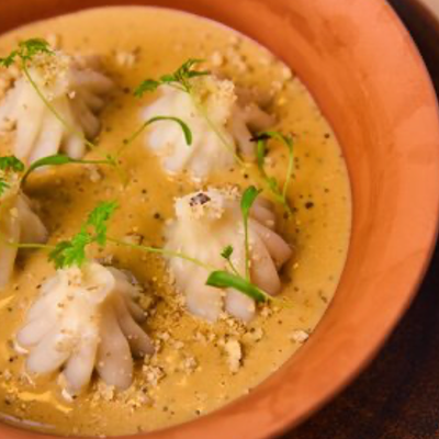 Хинкалиоли с бараниной в перечном соусе в Джованни по цене 525 ₽