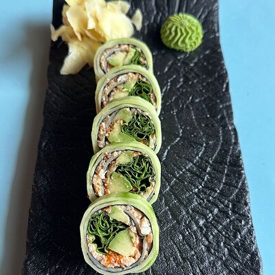 Фреш-ролл с угрем в Баклажан в ТЦ 