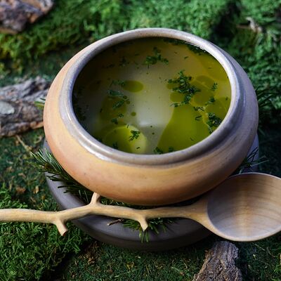 Уха из волжской щуки и судака в Yale по цене 1100 ₽