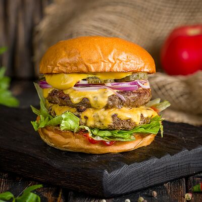 Дабл Чиз в Manny's Burger по цене 910 ₽