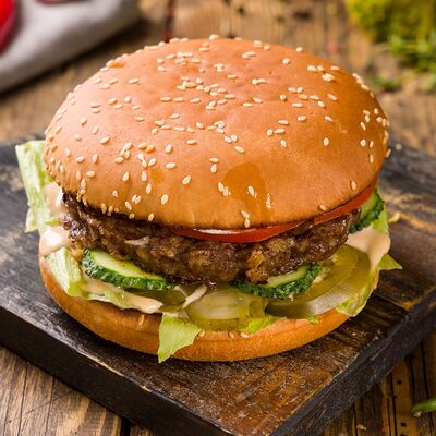 Чили Бургер в Пирог Пицца Бро по цене 635 ₽