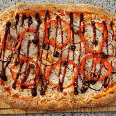 Пицца Цыпленок барбекю в Foodmarket по цене 620 ₽