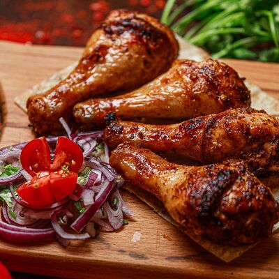 Куриная голень со специями в Чито-Грито по цене 550 ₽