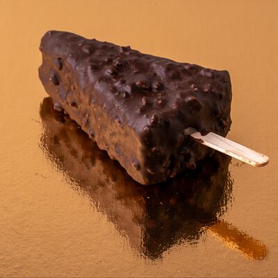 Чизкейк шоколадно-ореховый в Фабрика чизкейков по цене 250 ₽