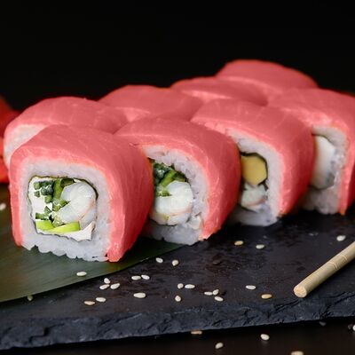 Яркий тунец в Caviar Rolls по цене 949 ₽