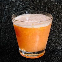 Свежевыжатый сок в Mama Tuta