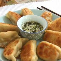 Жареные пельменив Хаочи