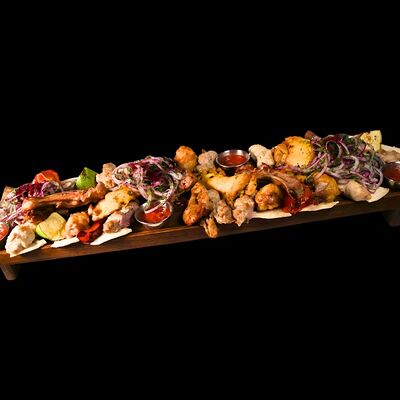 Ассорти шашлыков в Beer & Fire Grill по цене 5997 ₽