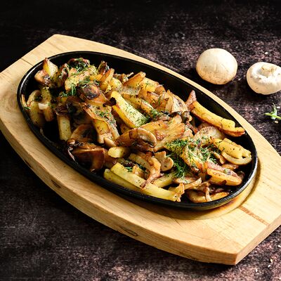 Картофель жареный с грибами в BierBurg по цене 449 ₽