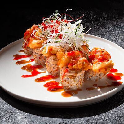 Креветка крипси и авокадо в UMI Asian kitchen & bar по цене 990 ₽