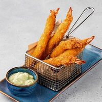 Хрустящие креветки с соусом васаби в Табаско