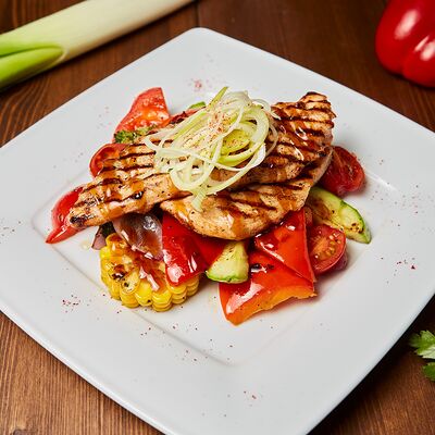 Куриная грудка терияки в Bullet Bar по цене 680 ₽