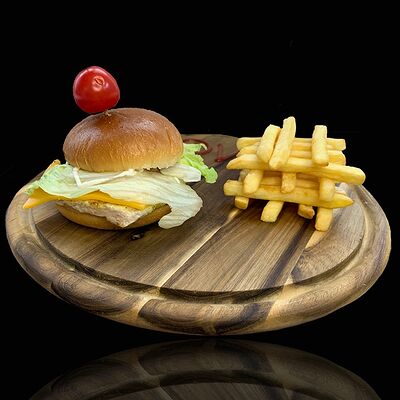 Бургер куриный с картошкой фри в Loft Cafe по цене 570 ₽