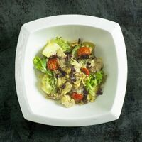 Теплый салат с куриной печенью в Остерия Il Massimo