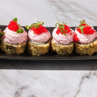 Ролл лава в Hiro izakaya по цене 695 ₽