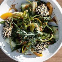 Салат с тунцом в Безе