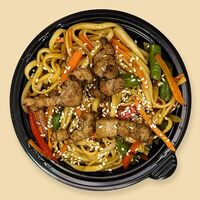 Курица в сливочном соусе с пшеничной лапшой в Яманаси