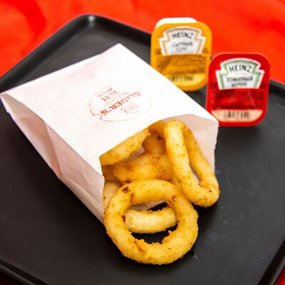 Луковые кольца и в Sliders по цене 399 ₽