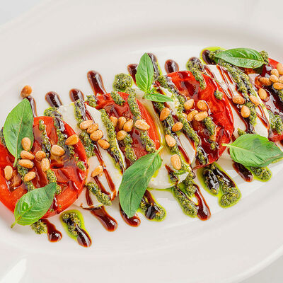 Капрезе в Morricone pizza & wine по цене 650 ₽