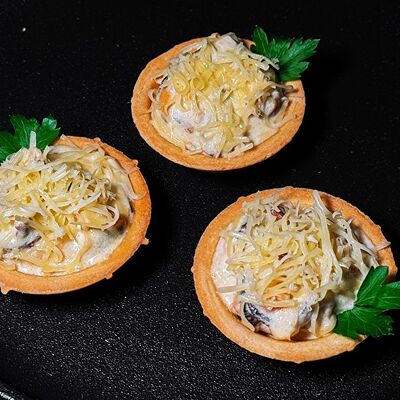 Жюльен из мидий в тарталетках в Мидийный рай по цене 420 ₽