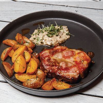 Свиная шея с картофелем в Овертайм по цене 890 ₽