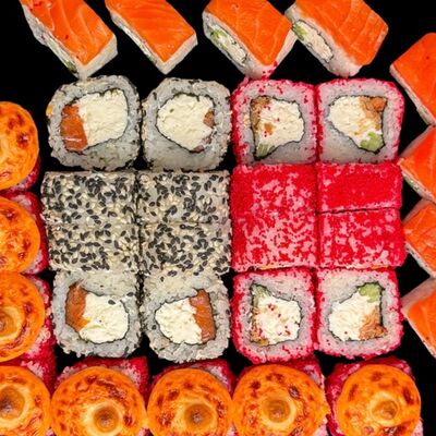 Сет Вкусняшкав Egoist Rolls по цене 2350 ₽