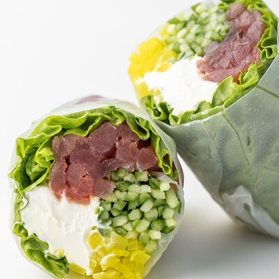 Спринг ролл с тунцом в Вкусно разно по цене 625 ₽