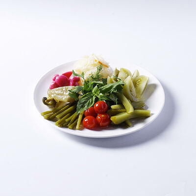 Домашние соленья в Чайхона №1 Васильчуки по цене 470 ₽