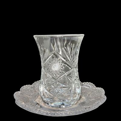 Комплект Армуду: 1 блюдце, 1 стакан в Почувствуй Вкус Азербайджана по цене 500 ₽