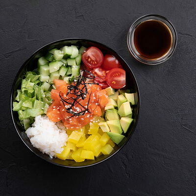 Поке с лососем в Sushiman по цене 759 ₽