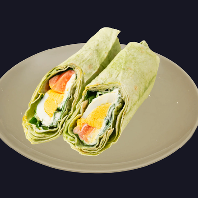Сэндвич ролл с лососем и шпинатом в КАРО по цене 390 ₽