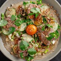 Роти утка и гранатовый терияки в SAIGO