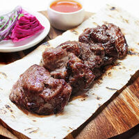 Шашлык из бараньей мякоти в Добрый Грузин