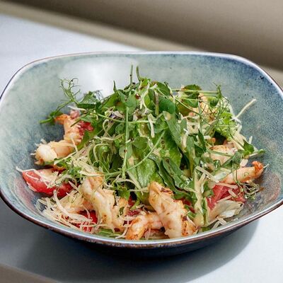 Салат с креветками и грейпфрутом в Пожарка по цене 740 ₽