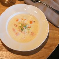 Уха по-норвежски с лососемв Vivezza