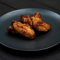 Крылья куриные на мангале в УГОЛЬ&МЯСО