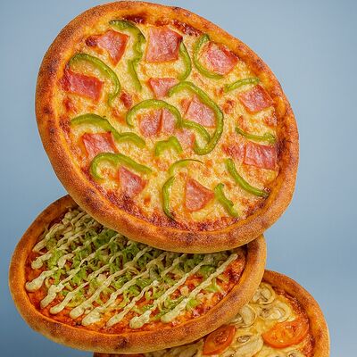 3 пиццы 33 см - Комбо на компанию🔥 в Lapa Food по цене 2219 ₽