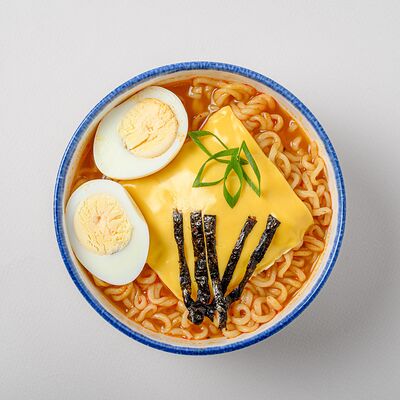 Рамён Чиз Острый в NYUSURI корейская кухня по цене 650 ₽