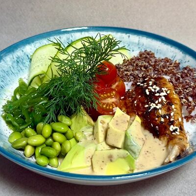 Боул с угрем в Oasis по цене 690 ₽