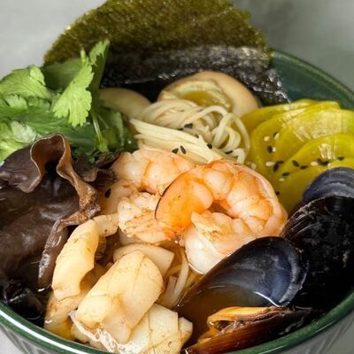 Рамен с морепродуктами в Si-Jo по цене 820 ₽