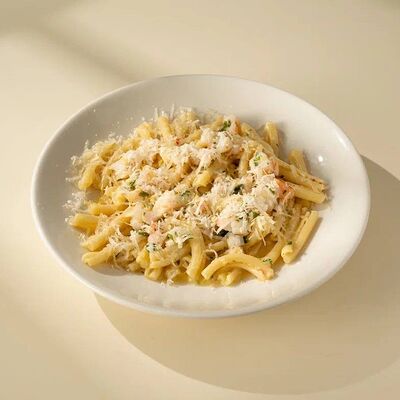 Паста казаречче с лимоном и креветкамив Civil Coffee Bar по цене 740 ₽