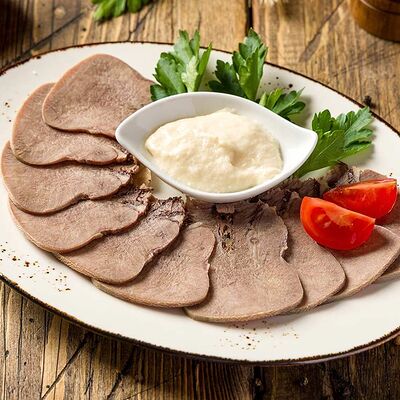 Говяжий язык с хреном в Бо-Бо по цене 540 ₽