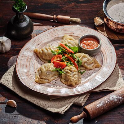 Манты уйгурские с бараниной и овощами в Пельмения по цене 719 ₽