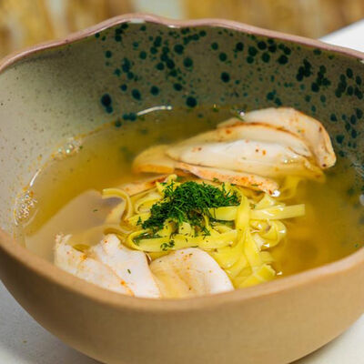 Настоящий лапшевник по местному рецепту с цыпленком в Гоголь по цене 420 ₽