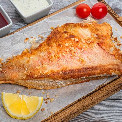 Окунь морской жареный филе в Yunga Tim Fish & Grill по цене 1590 ₽